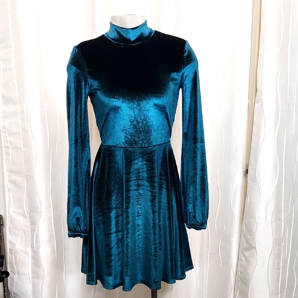 Lulu's Emerald Green Open Back Dress